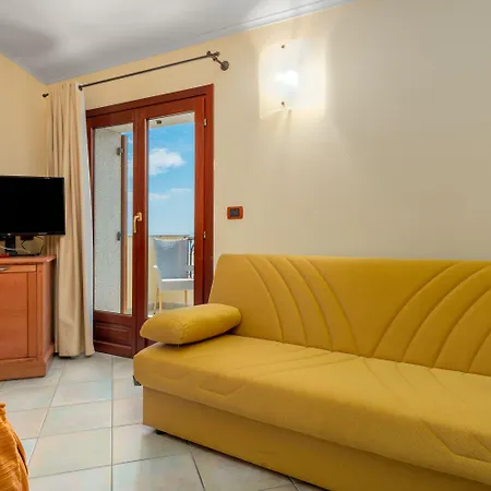 Il Nuovo Gabbiano 3* 칼라고노네