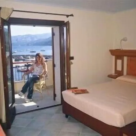 Il Nuovo Gabbiano 3* Cala Gonone